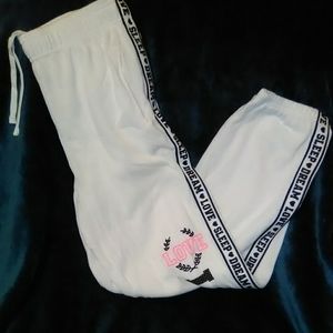 No boundaries Love sweatpants joggers lounge